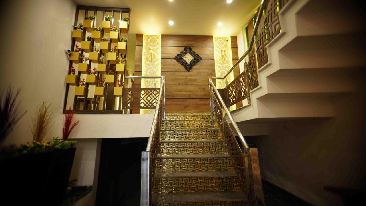 Hotel Soluxe Yamuna Nagar Екстер'єр фото