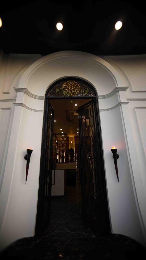 Hotel Soluxe Yamuna Nagar Екстер'єр фото