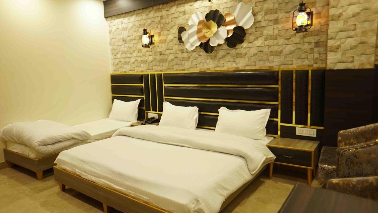 Hotel Soluxe Yamuna Nagar Екстер'єр фото
