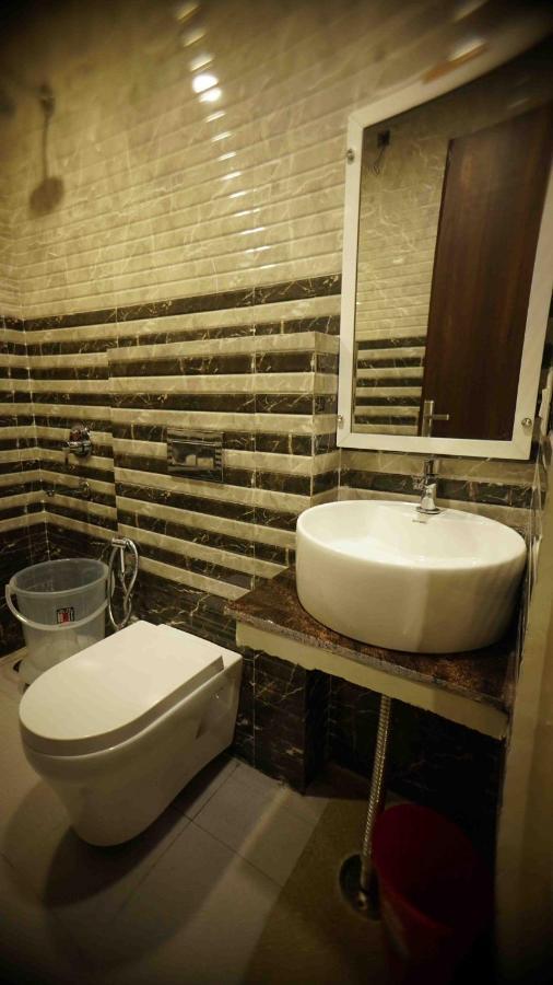 Hotel Soluxe Yamuna Nagar Екстер'єр фото